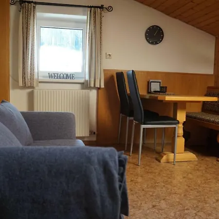 Haus Bacher Apartamento